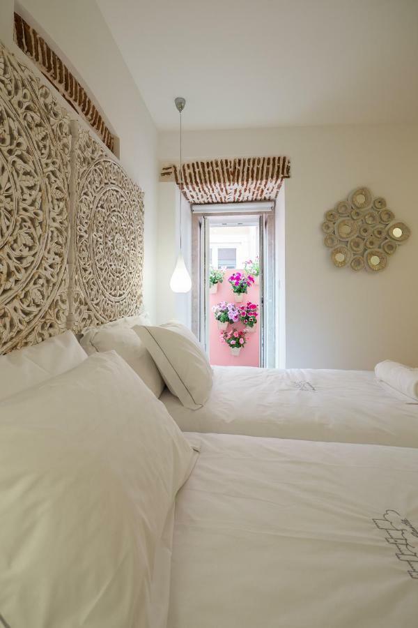 Sunshine House - Exclusive Apartment - Home By The Castle Lisboa المظهر الخارجي الصورة